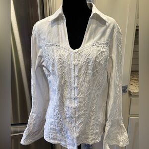 Elegant White Embroidered Women's Top